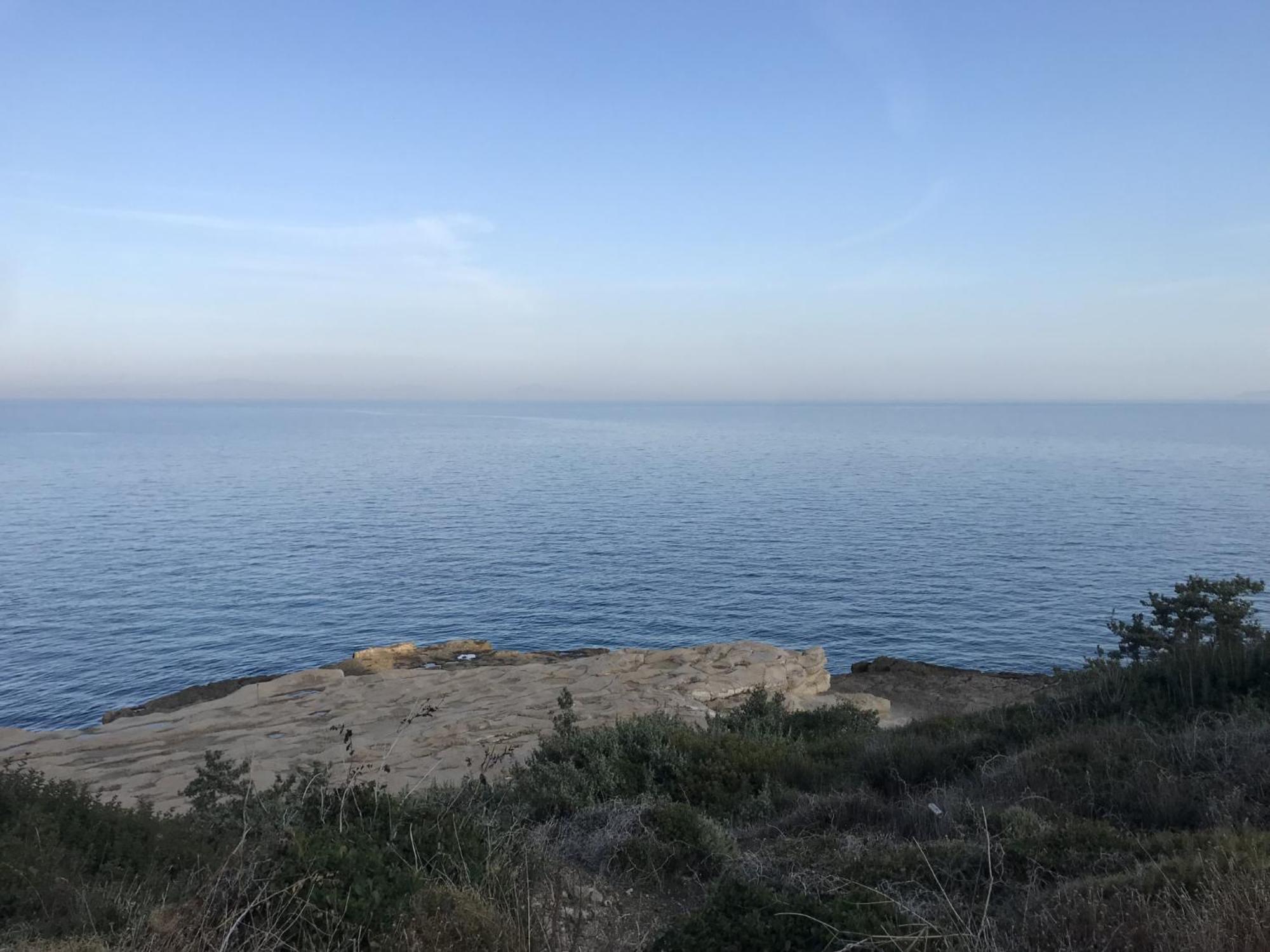 فيلا إزميرفي Tiny House Framed By Nature Near Sea In Karaburun المظهر الخارجي الصورة